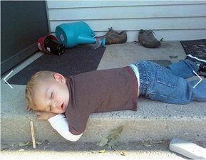 打瞌睡照片,打瞌睡的温馨瞬间